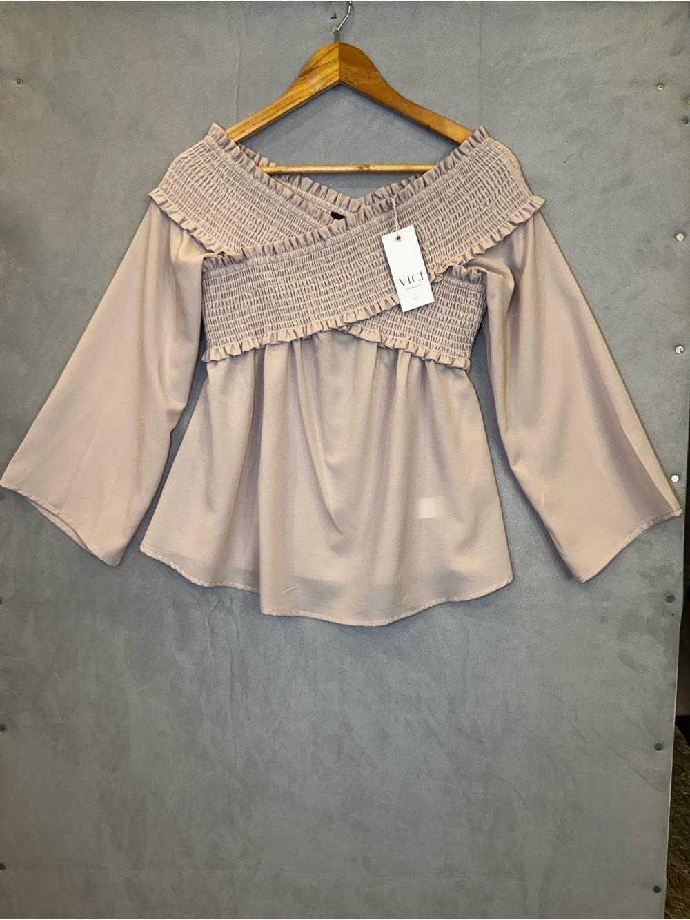 VICI Off Shoulder Smocked Blouse Small NWT Sandshell Bell Sleeve Boho Ruffle